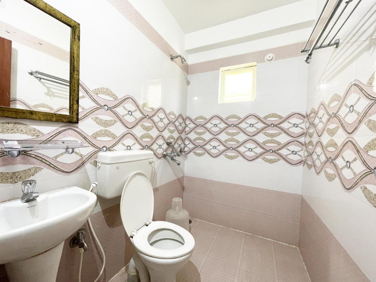 Hotel Golden Wave Puri Dış mekan fotoğraf
