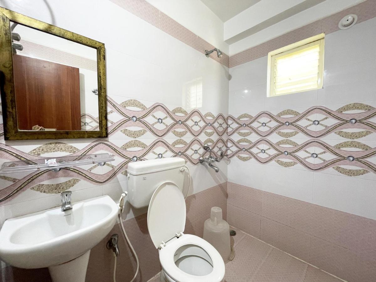 Hotel Golden Wave Puri Dış mekan fotoğraf