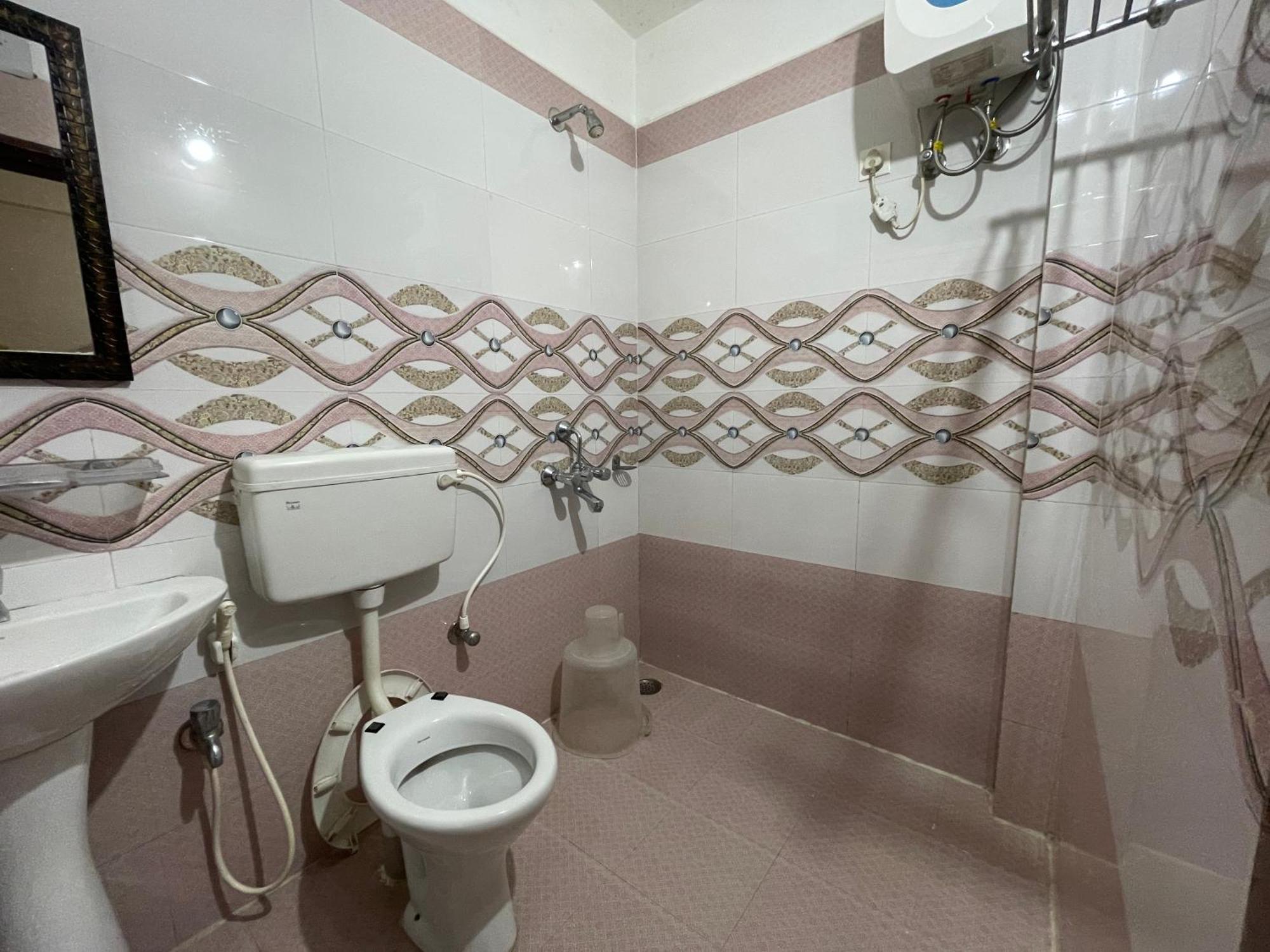 Hotel Golden Wave Puri Dış mekan fotoğraf