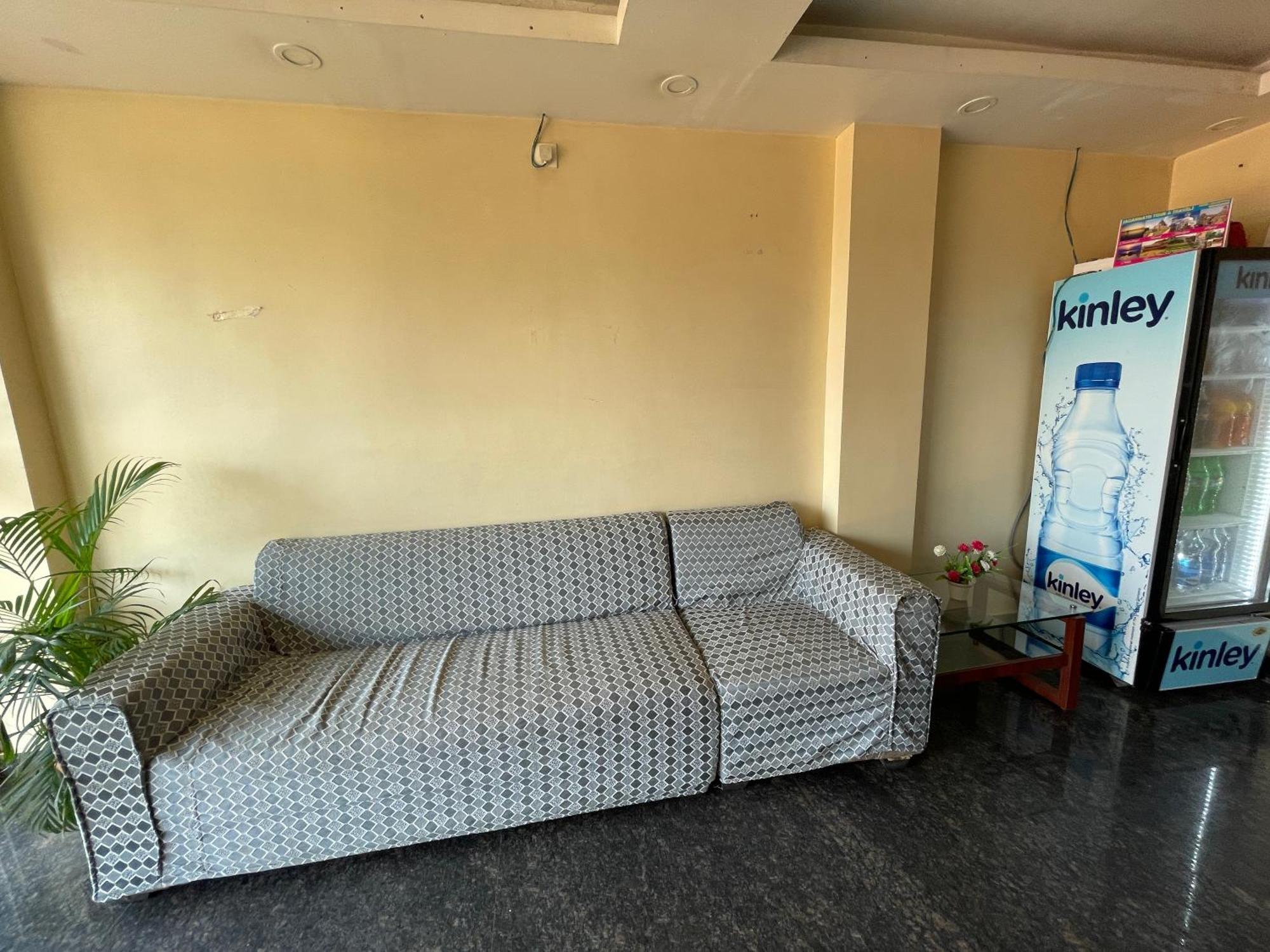 Hotel Golden Wave Puri Dış mekan fotoğraf